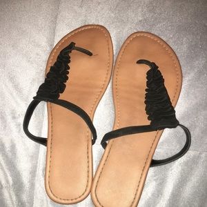 Size 9 faded glory flip flops